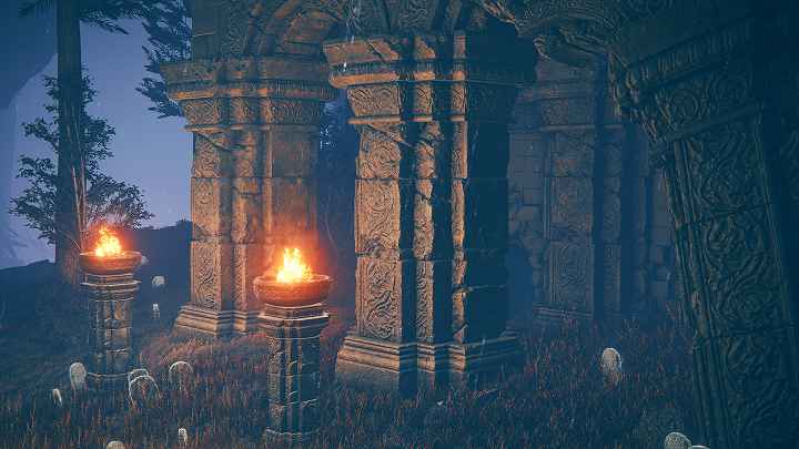 溶岩筒の鍛冶遺跡.jpg 溶岩筒の鍛冶遺跡.jpg